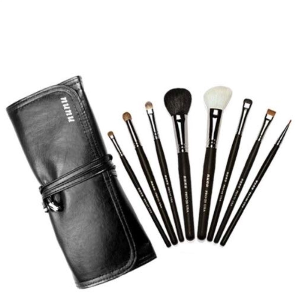 NUNU travel makeup set with luxury case